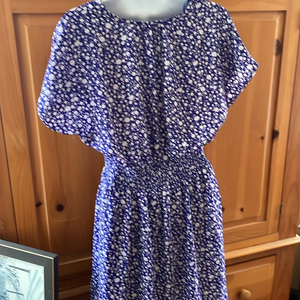 Royal Blue Floral Dress 💙 - Picture 15 of 16